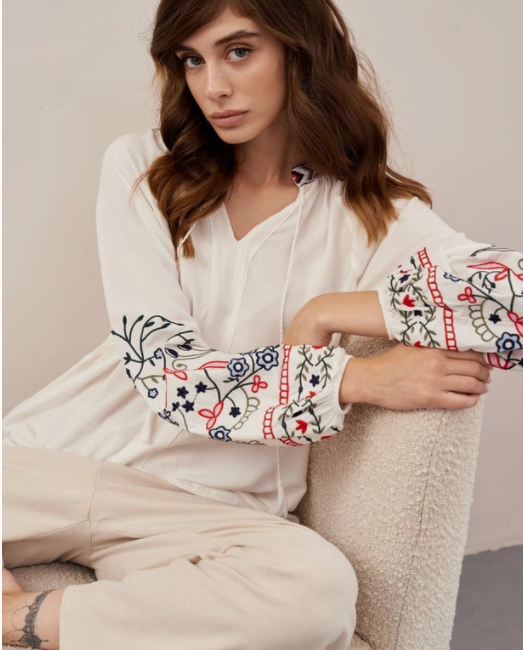 Embroidered Blouse Inga –