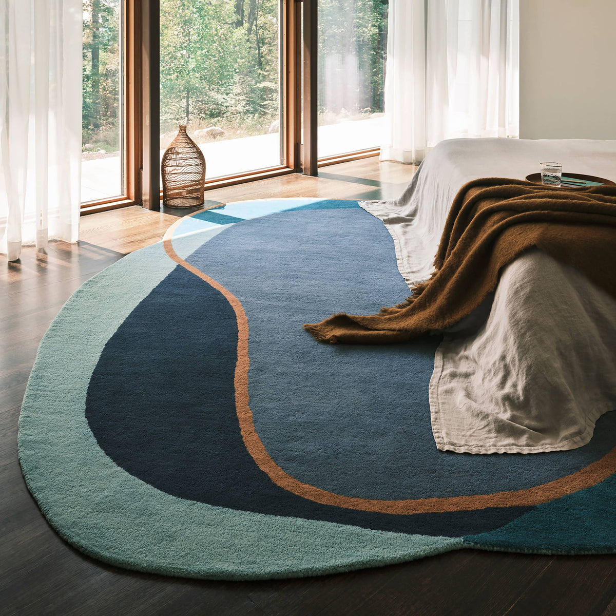 Greenwich Abstract Wool Area Rug –